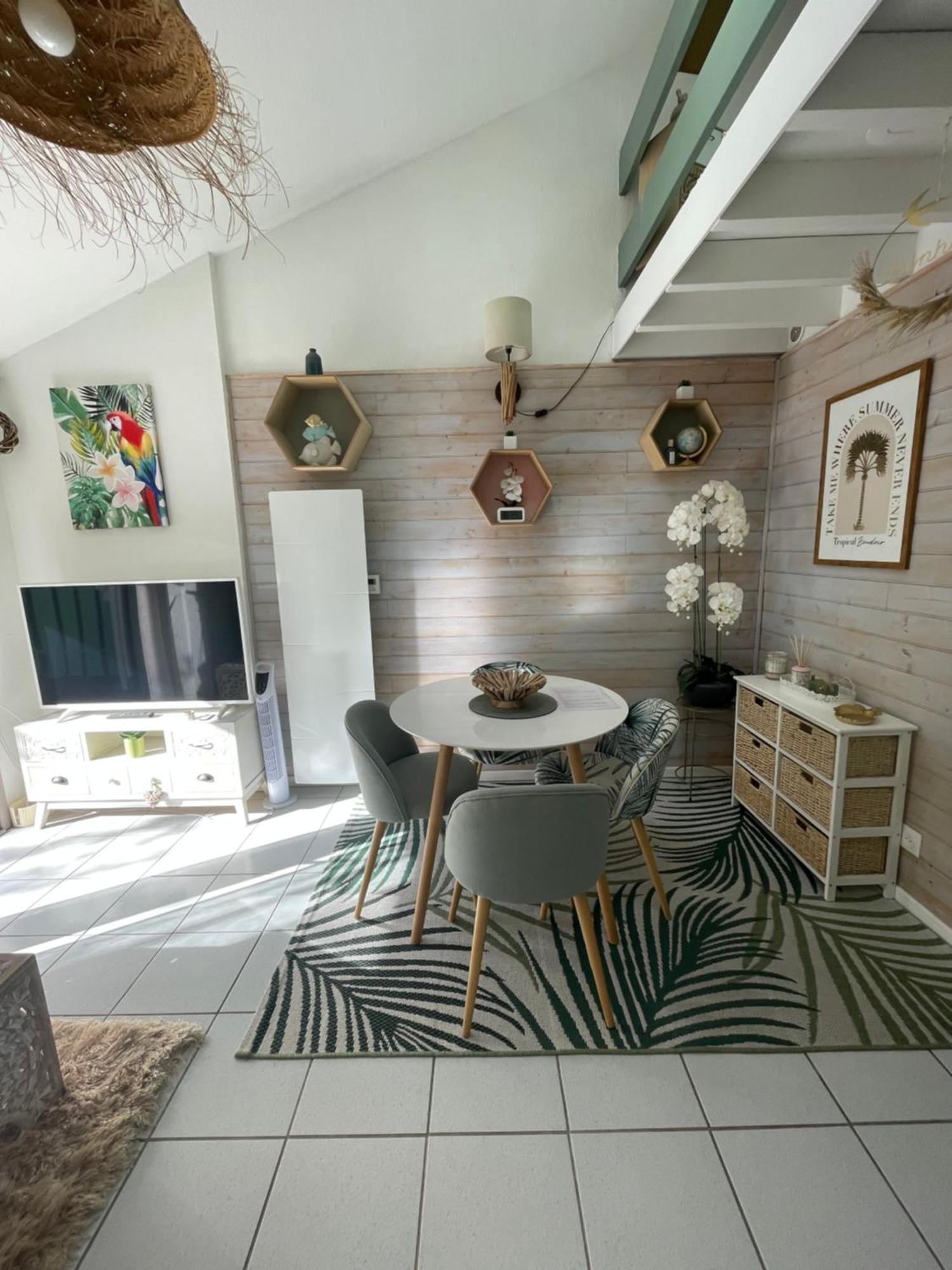 Jolie Maison Au Golf Lacanau Zewnętrze zdjęcie